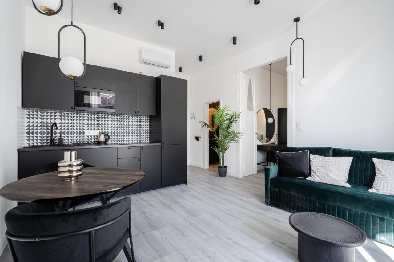 R6 - Boutique Apartments, Best Location By Bqa بودابست المظهر الخارجي الصورة